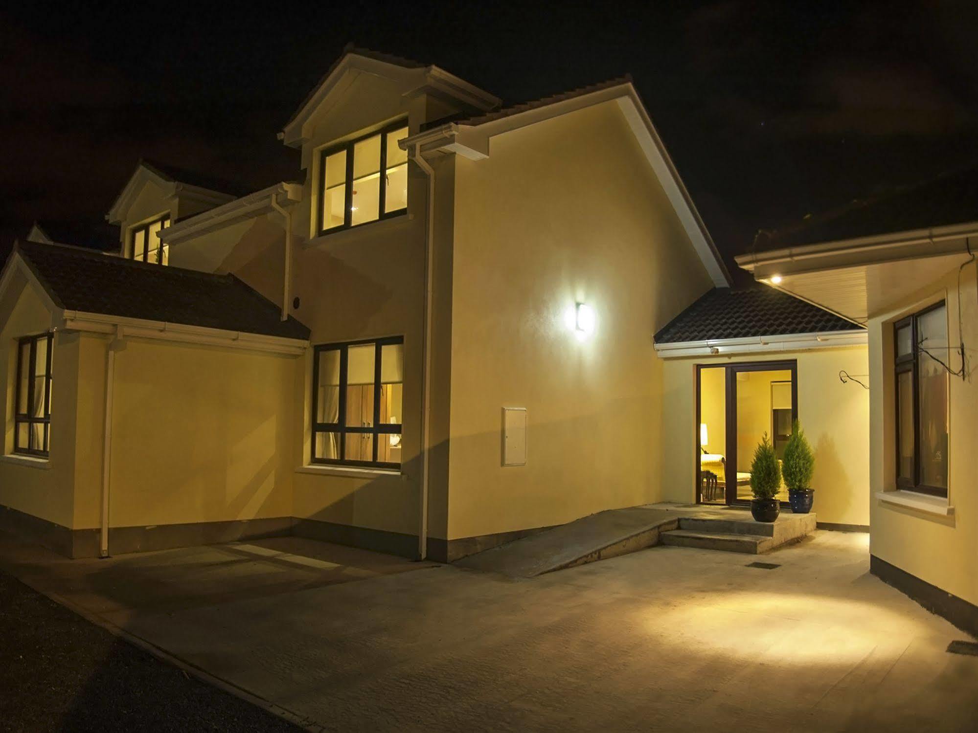 Hillview Self Catering Διαμέρισμα Lusk Εξωτερικό φωτογραφία
