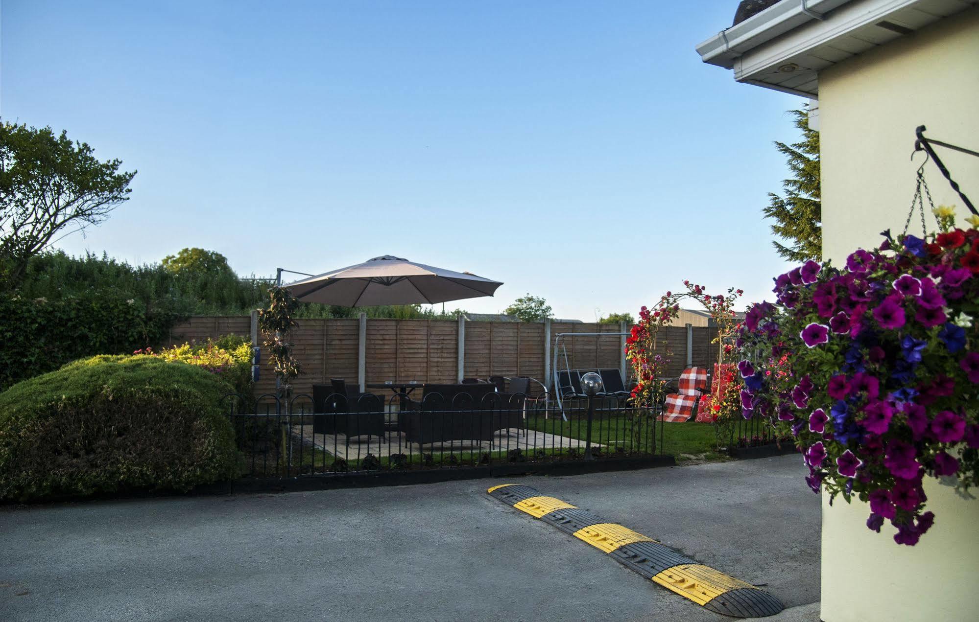 Hillview Self Catering Διαμέρισμα Lusk Εξωτερικό φωτογραφία